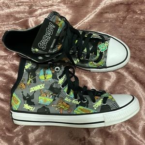 Scooby-Doo converse size 8.5